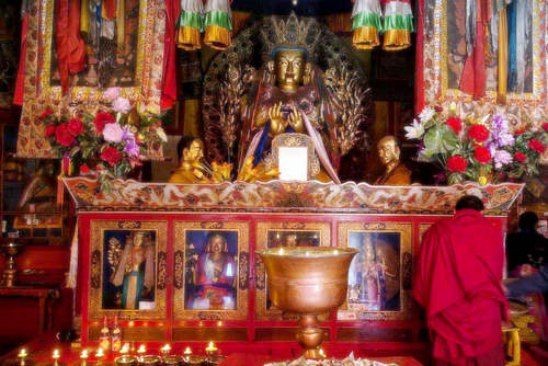 雪游塔尔寺：感受佛教圣地别样的魅力