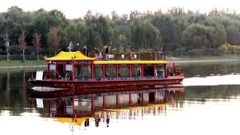 摄影：北京通州运河公园水上风景及画舫游船掠影