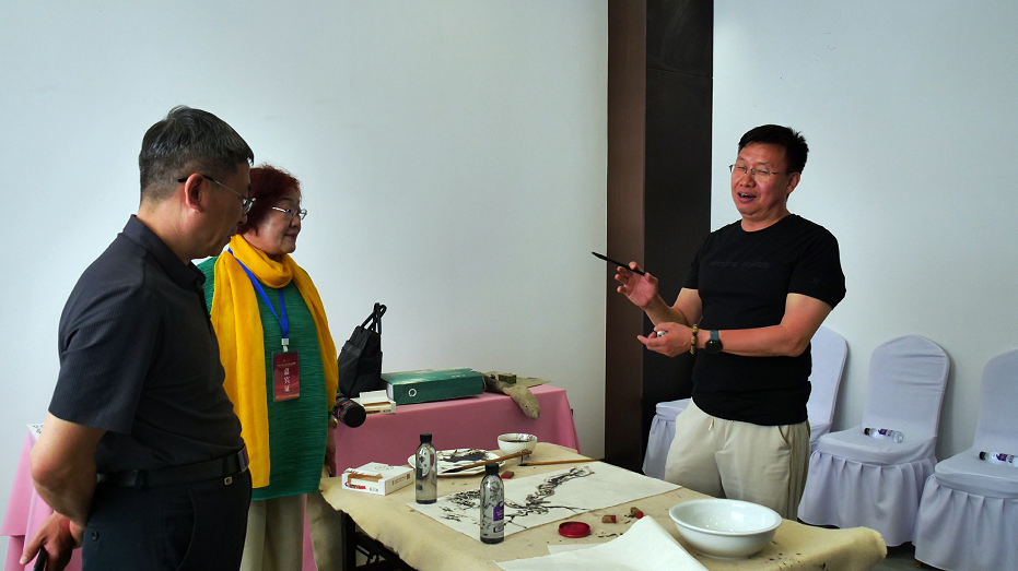 “品读千年古都,放歌赵王集团” 中国文艺名家走进河北邯郸采风系列活动成功举办 “品读千年古都,放歌赵王集团” 中国文艺名家走进河北邯郸采风系列活动成功举办