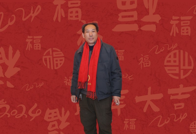 溯源契刻,墨韵焕新 ——笑琰甲骨文书法艺术赏析 溯源契刻,墨韵焕新 ——笑琰甲骨文书法艺术赏析